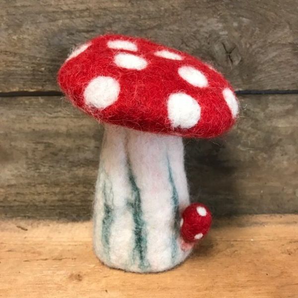 Filz-Pilz - Fliegenpilz mit Baby als Deko oder Eierwärmer - Fairtrade